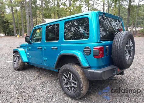 2024 Jeep Wrangler 4-Door Sahara 4X4 z USA, uszkodzony, nr VIN 1C4PJXEG3RW245895